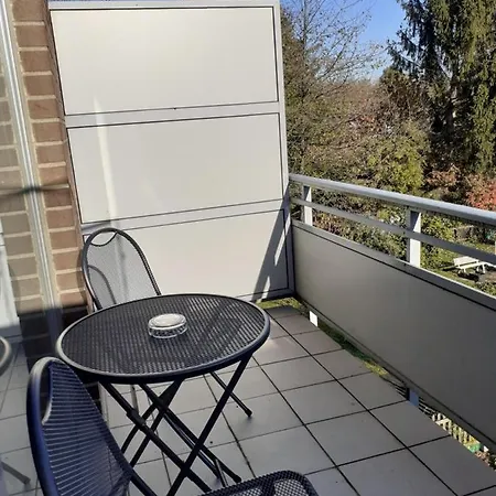 Apartment Am Park Dusseldorf Exterior photo